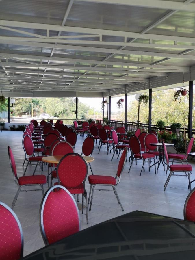 Plaza Hotel Varvarin Екстериор снимка