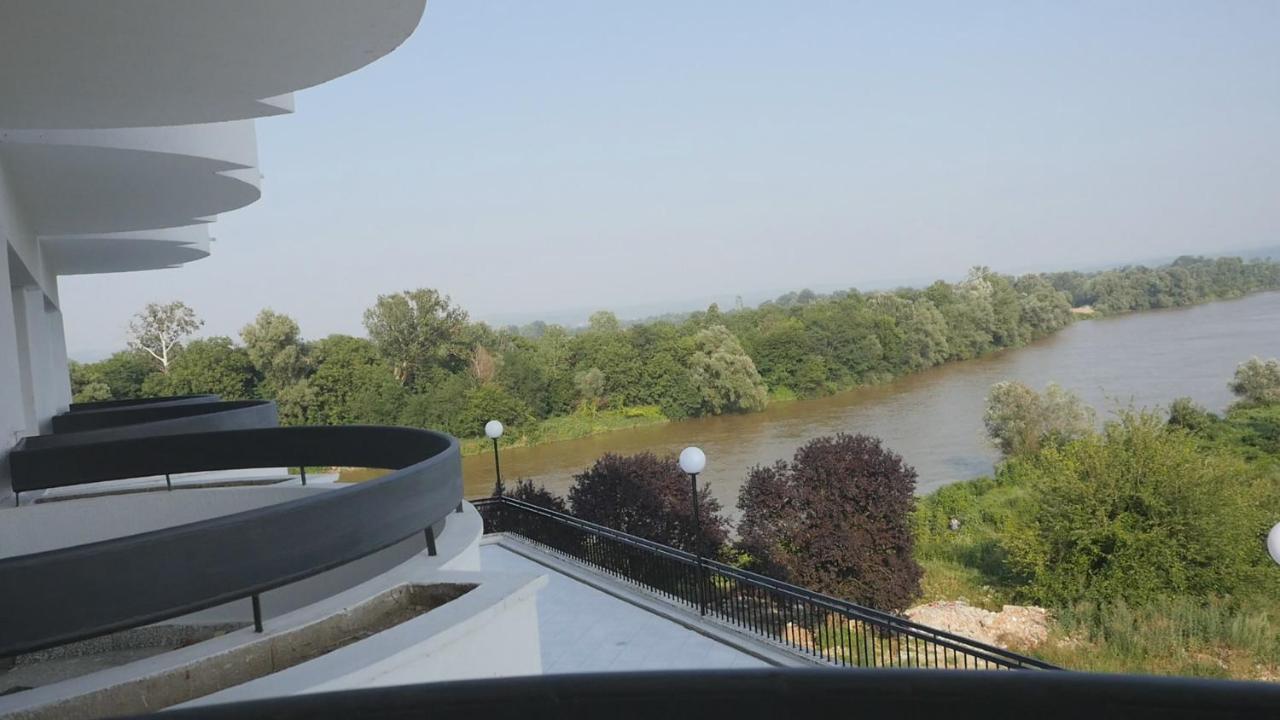 Plaza Hotel Varvarin Екстериор снимка